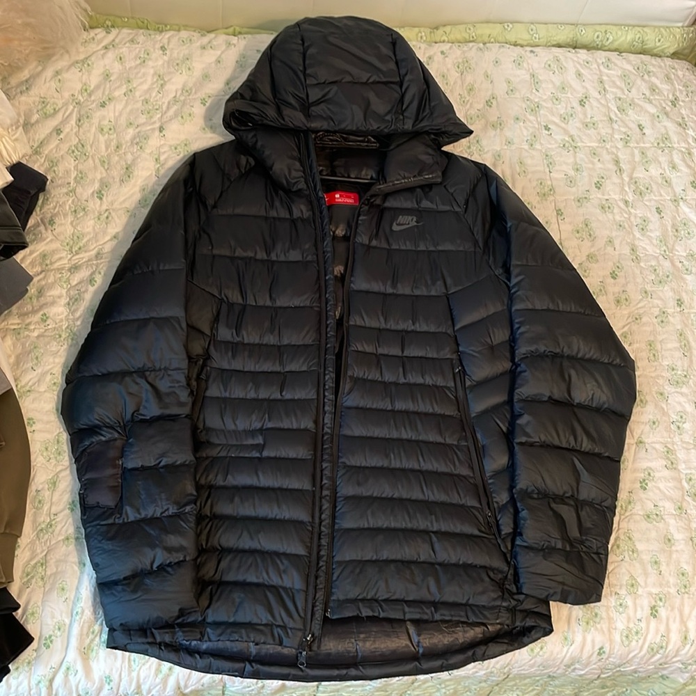 Nike goose down filled puffer jacket